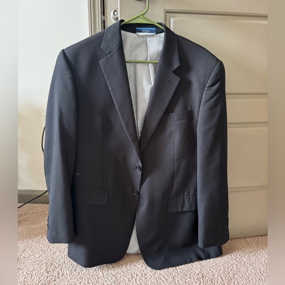 Men’s black suit jacket size 40R